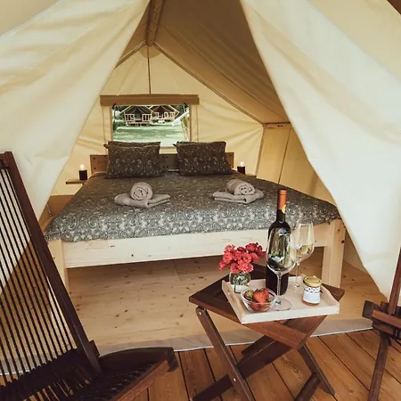 Glamping Resort Labrca Tolmin *